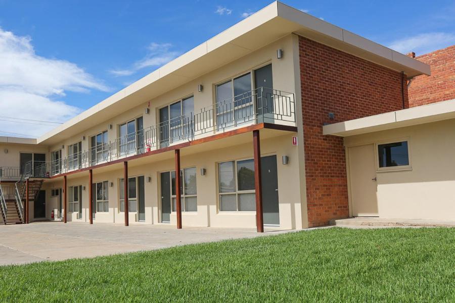 Seven Pines Motor Inn Милдьюра Экстерьер фото