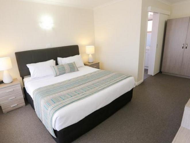 Seven Pines Motor Inn Милдьюра Экстерьер фото