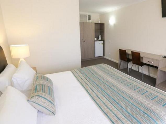 Seven Pines Motor Inn Милдьюра Экстерьер фото